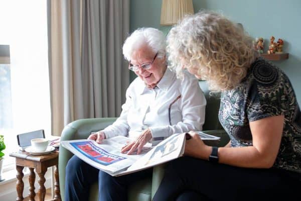 Verpleeghuis-Goor-Villa-de-Linnenwever-Bloezem-bewoners